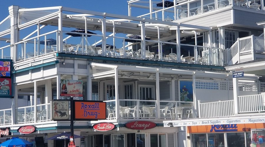 Sea Ketch Restaurant and Outdoor Decks