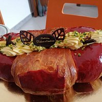 Maxi cornetto pistacchio e crema Chantilly