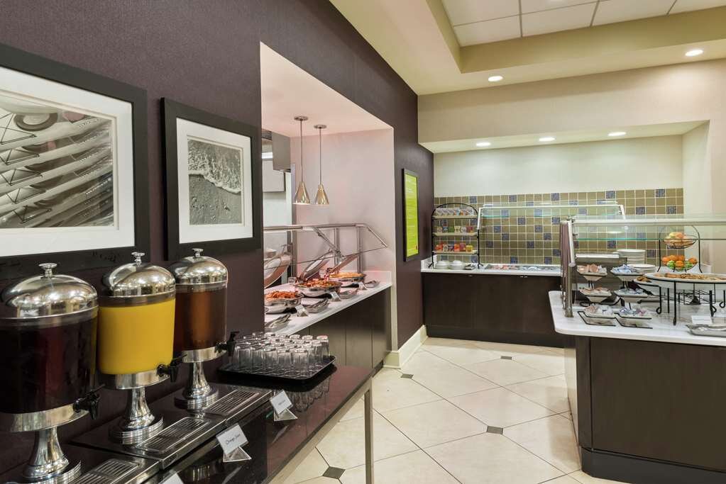 Hotel photo 40 of Hilton Garden Inn Tampa Airport Westshore.