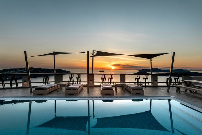 Perfect night out, best cocktails on the beach - Picture of Forty One,  Santorini - Tripadvisor