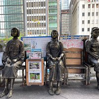 These simple statues of 3 young women are a terribly moving reminder of the brutal war-time experiences of Chinese and Korean women who were forced into Japanese military brothels as “comfort women” to the Japanese soldiers between 1932 – 45.