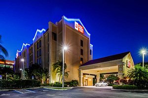 The Spa Suites at Saks Fifth Avenue-Dadeland