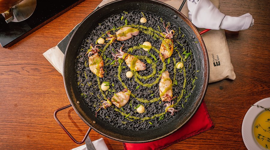 Paella negra