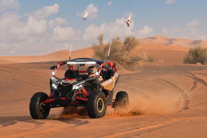 Duba Buggy de dune Can am Maverick X3 RS aventureux Self Drive