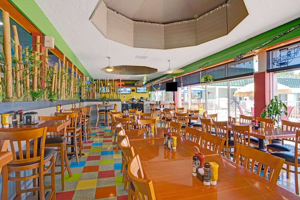 Hotel photo 12 of Ramada by Wyndham Sarasota Waterfront.