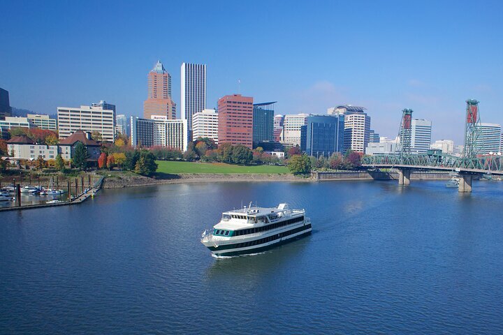 Beaches Cruise in Portland Oregon: Discover Coastal Paradise