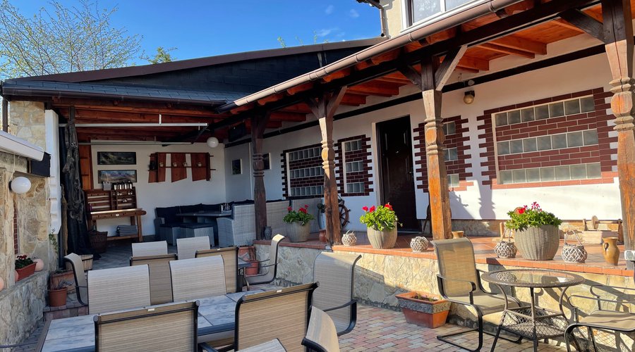 CASA BUCOVINEANA RESTAURANT, Suceava - Restaurant Reviews, Photos & Phone Number - Tripadvisor
