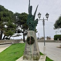 Monumento ai Caduti di tutte le guerre