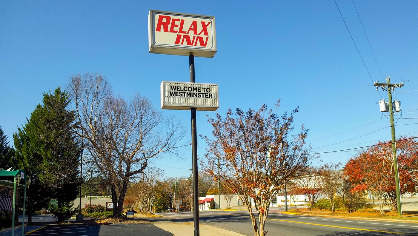 RELAX INN WESTMINSTER - Hotel Reviews, Photos, Rate Comparison ...