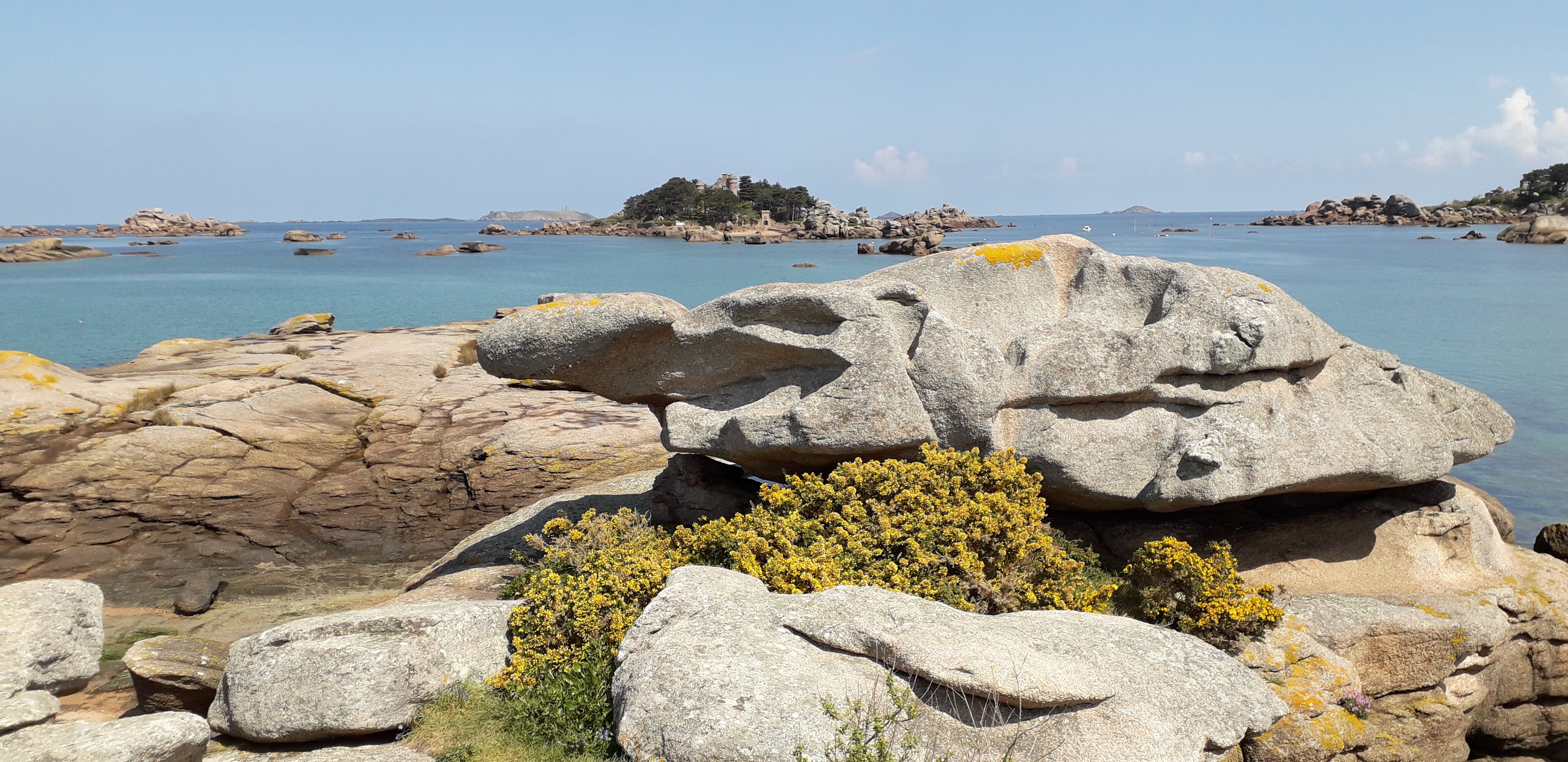 CHÂTEAU DE COSTAÉRÈS (Trégastel): Ce Qu'il Faut Savoir