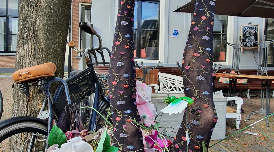 De mooiste benen van het Grote Kerkhof! Kun jij de foto namaken? Post 'm!