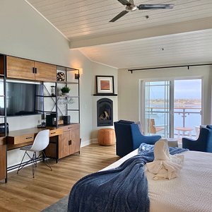 Starboard Waterfront King Room