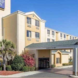 Hotel near popular attractions