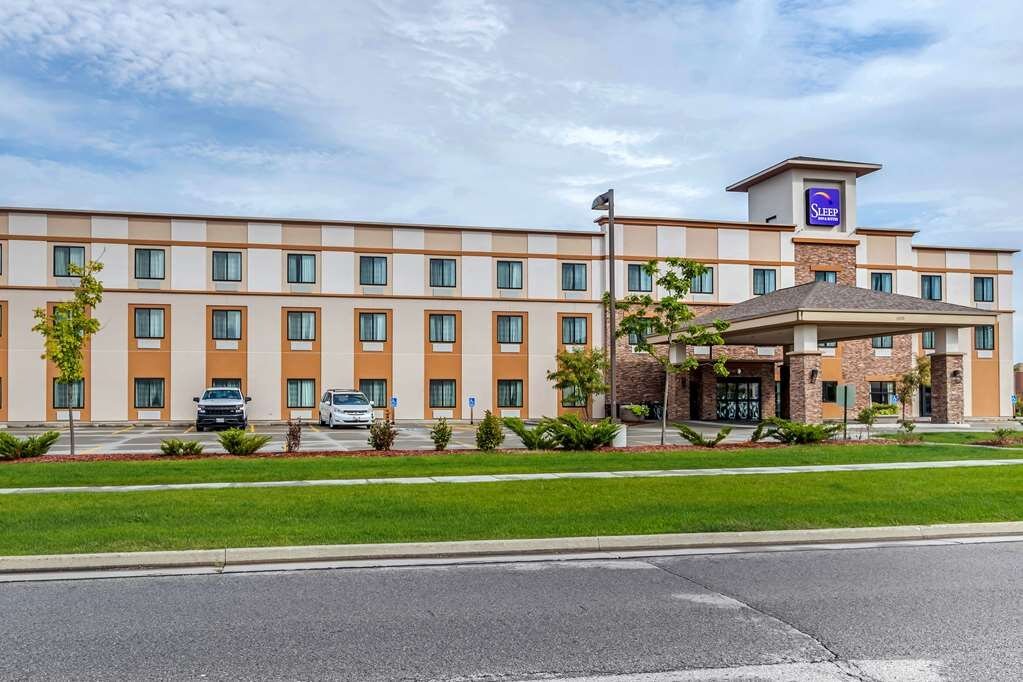 SLEEP INN & SUITES NEAR ISU CAMPUS - Updated 2024 Prices & Hotel ...