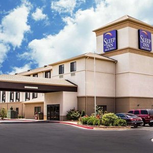Sleep Inn & Suites hotel in Oklahoma City, OK