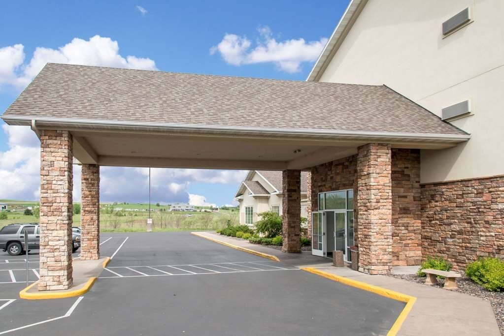 Pet-Friendly Hotel in Eau Claire, WI