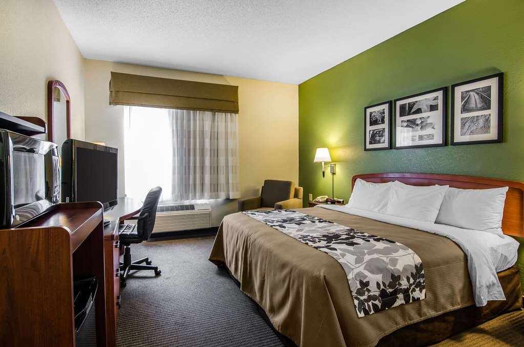 Hotel photo 19 of Sleep Inn & Suites Danville Hwy 58.
