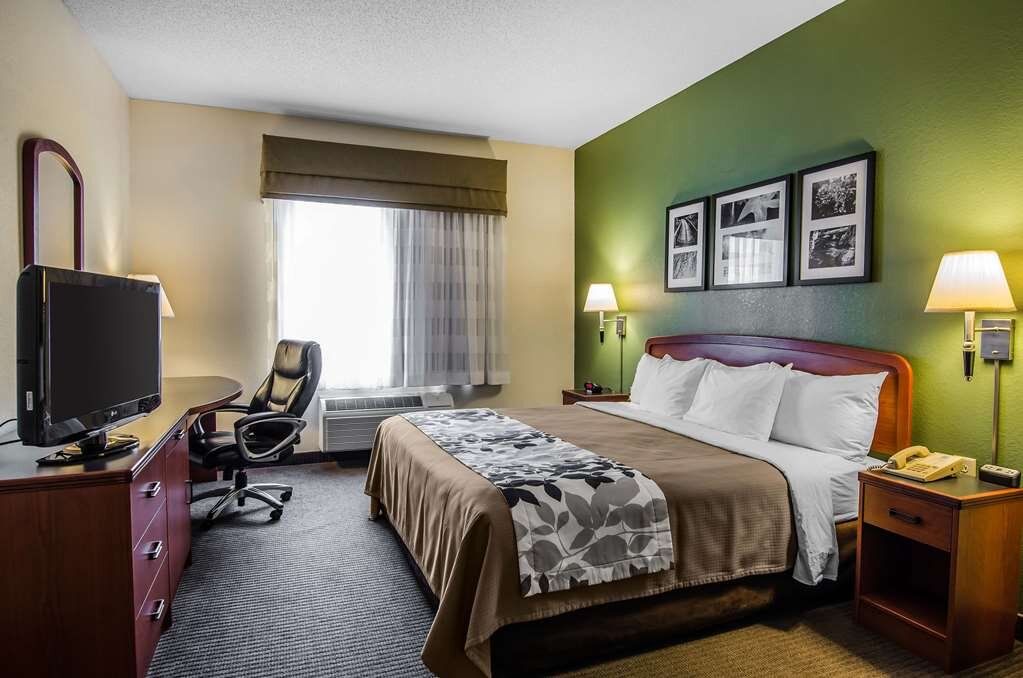 Hotel photo 1 of Sleep Inn & Suites Danville Hwy 58.