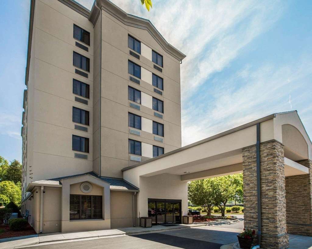 SLEEP INN AIRPORT $76 ($̶1̶0̶6̶) - Updated 2024 Prices & Hotel Reviews