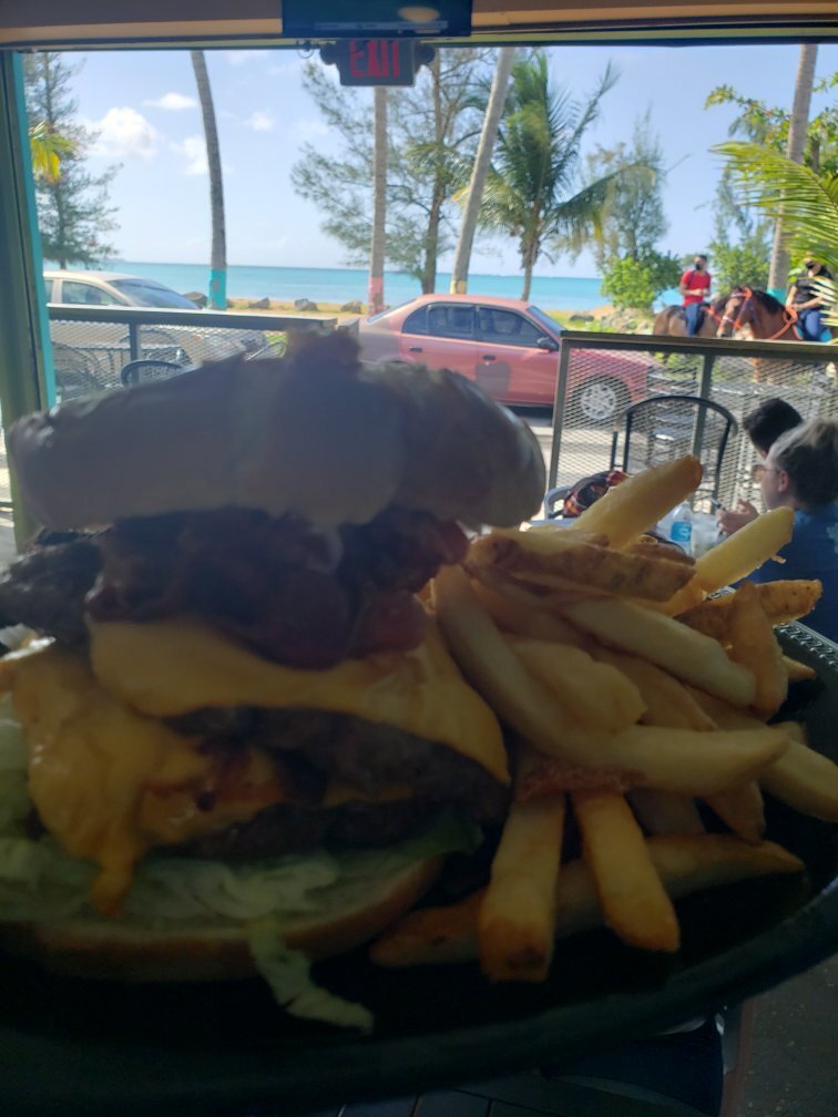 EL #25 GRILL AND CRAB HOUSE, Luquillo - Restaurant Reviews, Photos ...