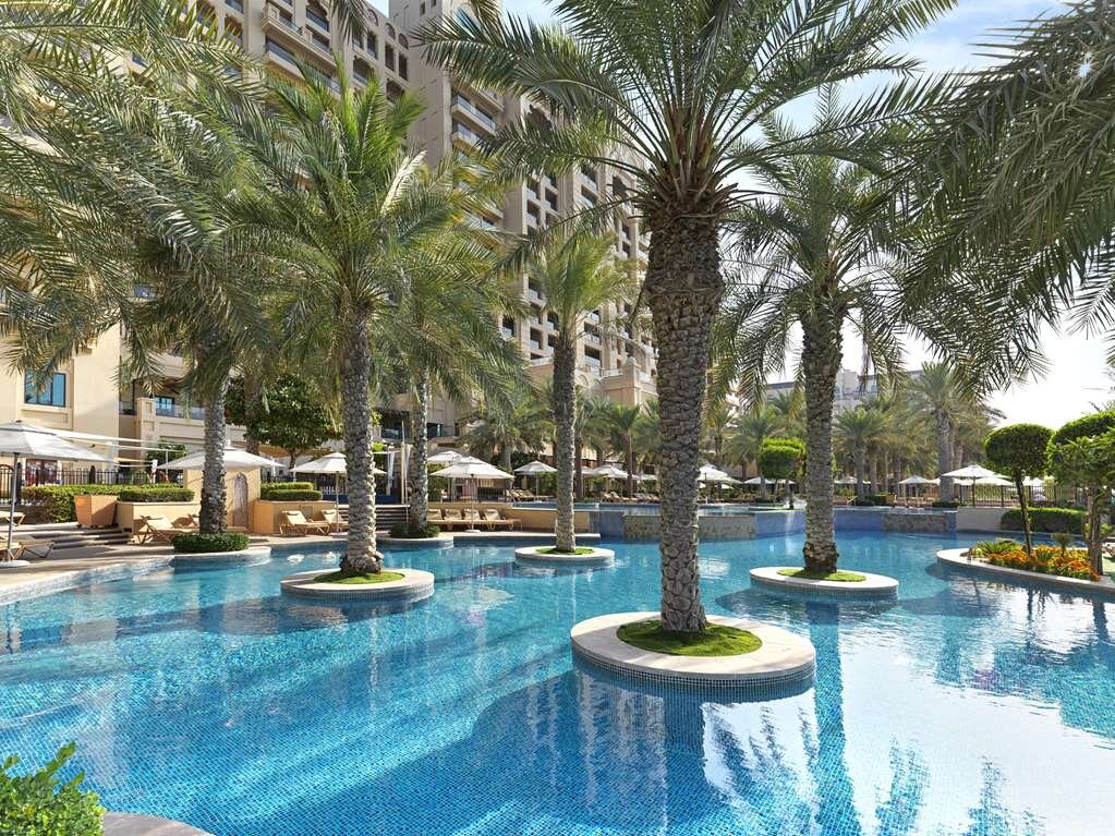 Hotel photo 46 of Fairmont The Palm.