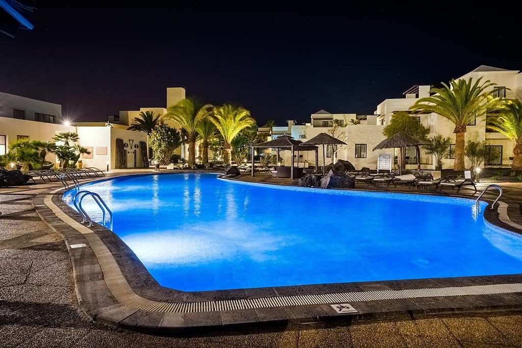Vitalclass Lanzarote Sports &amp; Wellness Resort, hotel in Lanzarote
