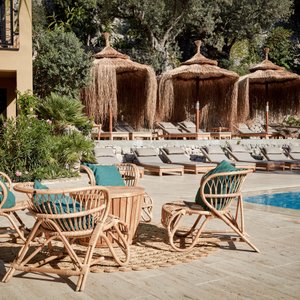 Loungers