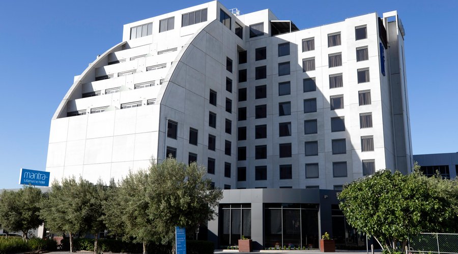 Mantra-Tullamarine-Hotel-Melbourne-Exterior