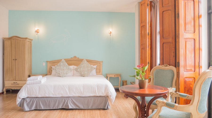 Honeymoon Suite