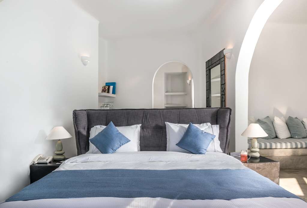 Hotel photo 2 of Andronis Luxury Suites.