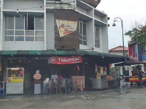 Restoran Lesung Batu Selera Kampung