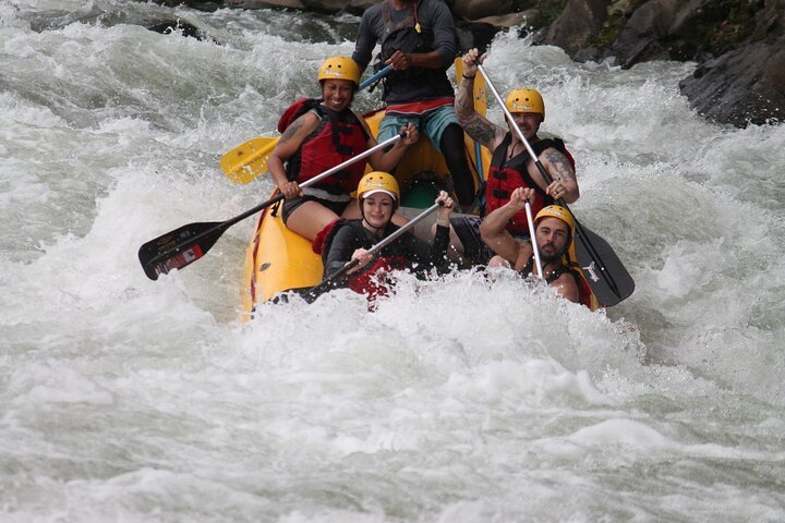 2024 White Water Rafting Class 4 with Lunch - Arenal Tours