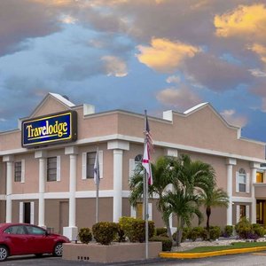 Welcome to the Travelodge Fort Myers