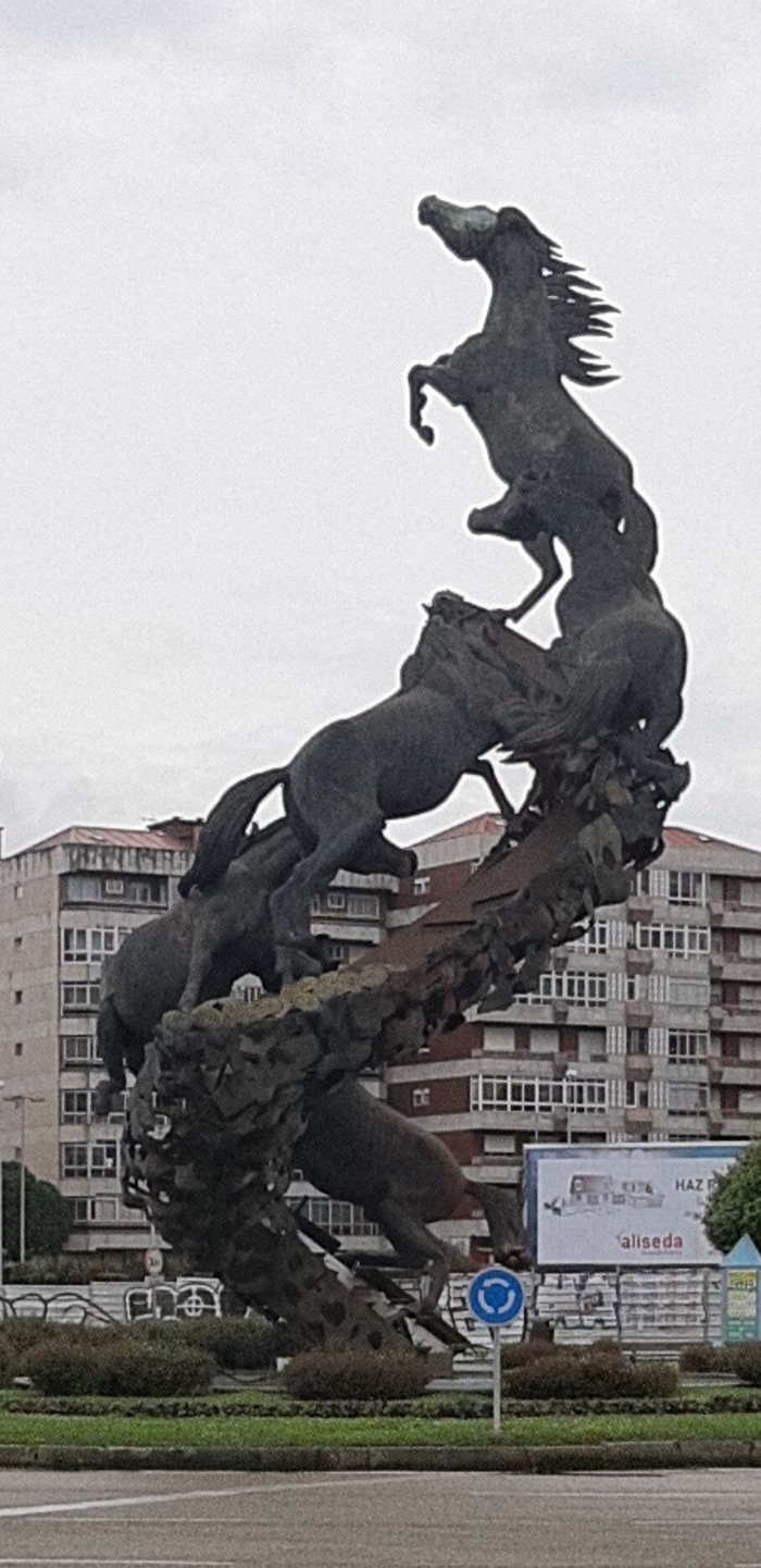 Imagen 10 de Monumento a los Caballos