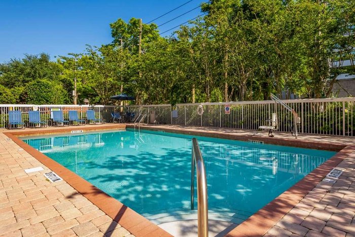 Comfort Inn International Drive Pool: Pictures & Reviews - Tripadvisor