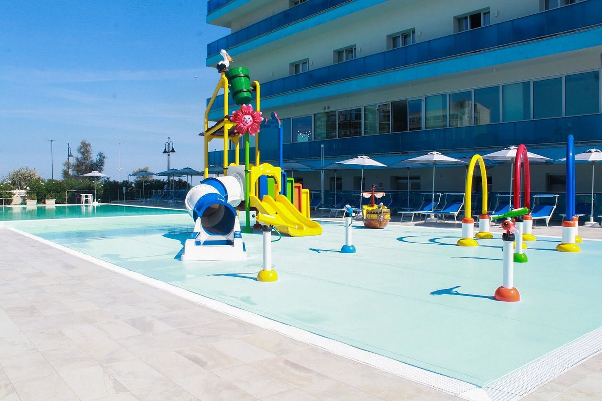 Particolare vasetti sabbia colorata e conchiglie del nostro mare fatti da  noi - Foto di Hotel Kursaal, Cesenatico - Tripadvisor