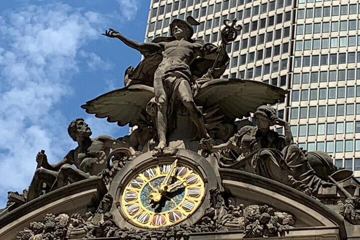 2024 New York City Grand Central Terminal Walking Tour   Caption 