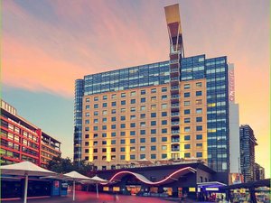Mercure Sydney in Sydney, image may contain: City, Hotel, Urban, Condo