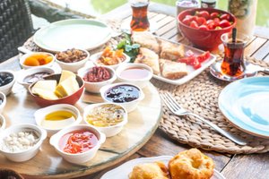 تناول الطعام