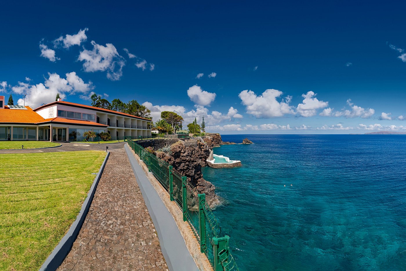 albatroz beach & yacht club madeira