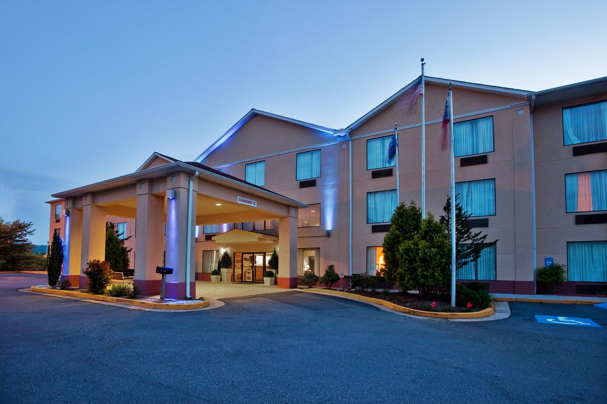 Holiday Inn Express &amp; Suites Hiawassee An IHG Hotel, hotel in Hiawassee