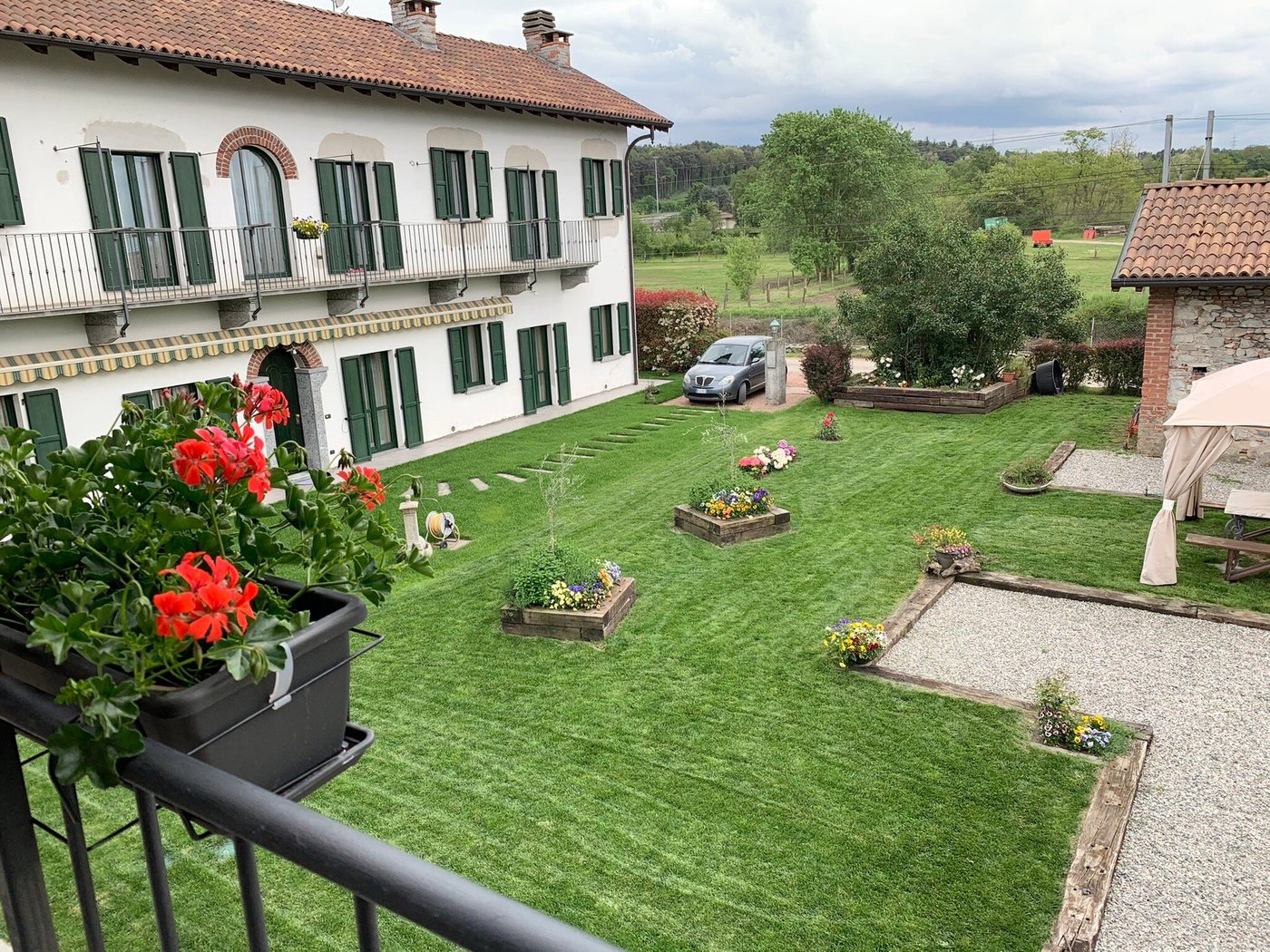 B&B TENUTA LEGNATE Prices & Reviews (Sesto Calende, Italy)