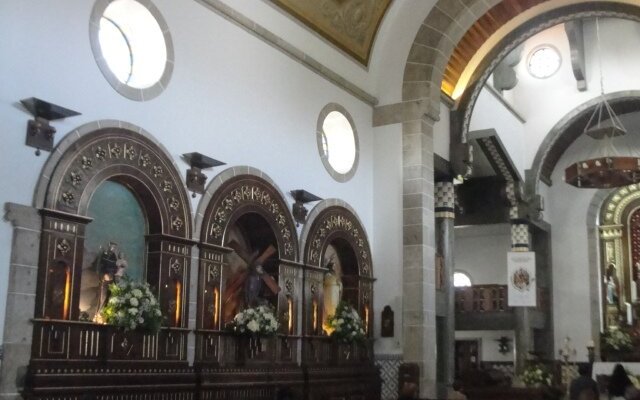 Interior, lado esquerdo.