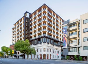 R Hotel Geelong in Geelong