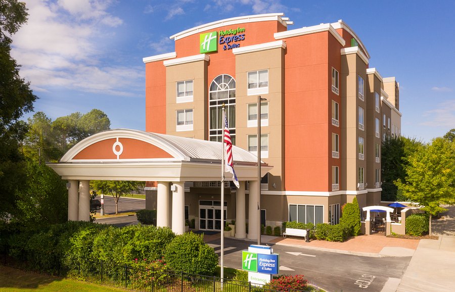 Holiday Inn Express Suites Chattanooga Downtown 97 1 1 9 Updated 2021 Prices Hotel Reviews Tn Tripadvisor