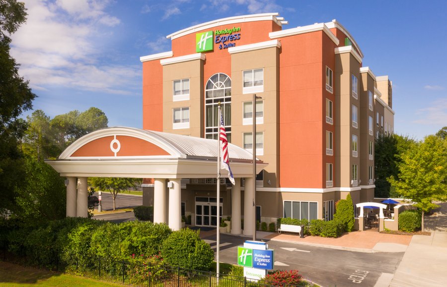 Holiday Inn Express Suites Chattanooga Downtown 97 1 1 9 Updated 2021 Prices Hotel Reviews Tn Tripadvisor