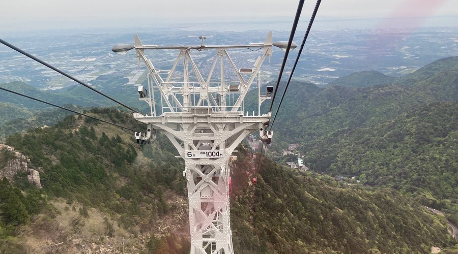 Japan's tallest ropeway tower 🚠 6号支柱（高さ61ｍ）