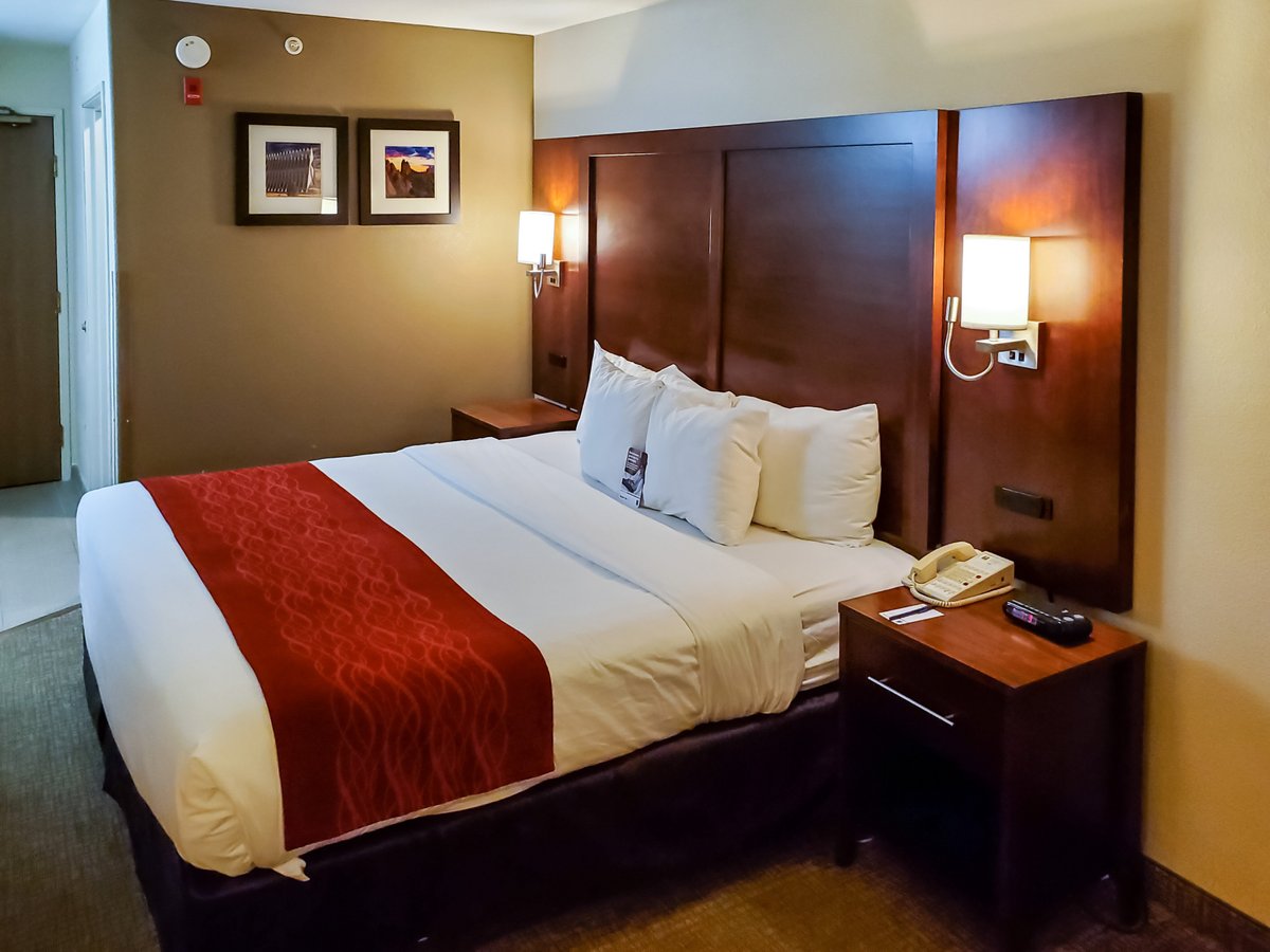 COMFORT INN NORTH - AIR FORCE ACADEMY AREA $121 ($̶1̶5̶2̶) - Prices ...