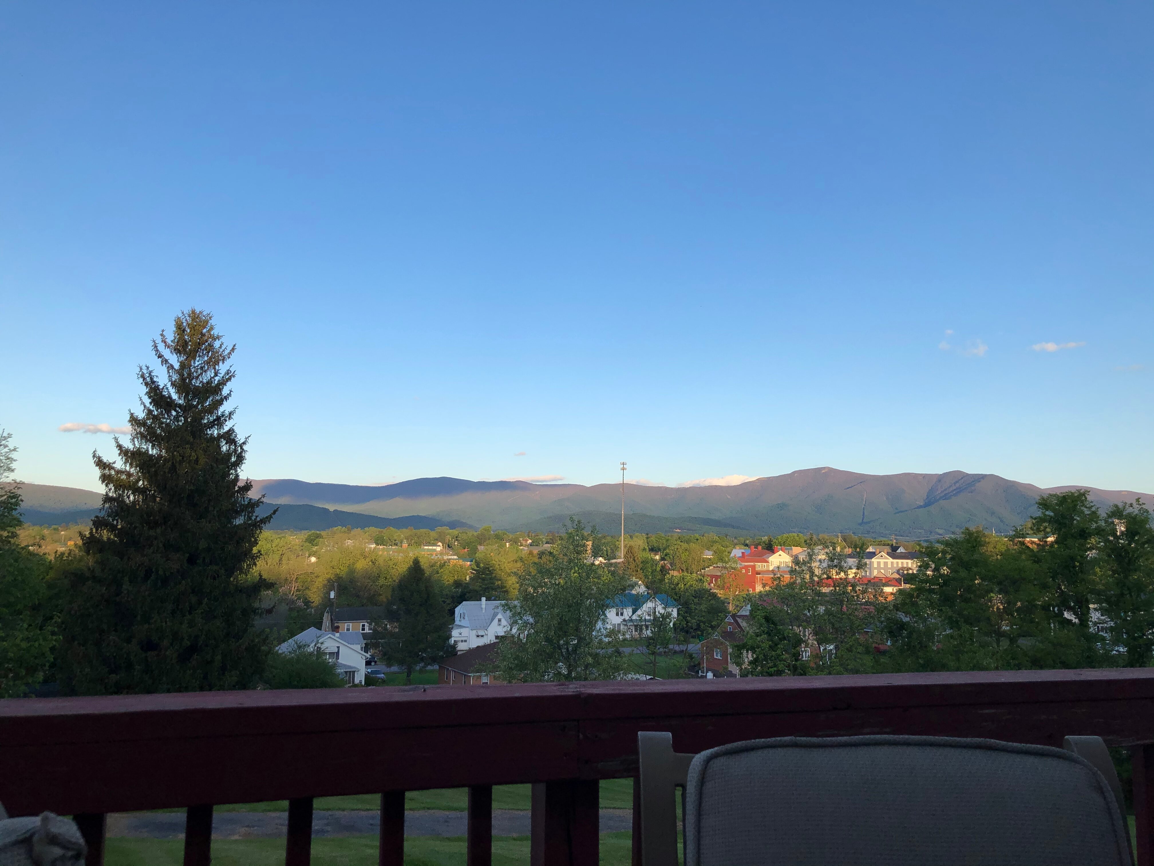 MAYNEVIEW BED & BREAKFAST - Updated 2024 Prices & B&B Reviews (Luray, VA)