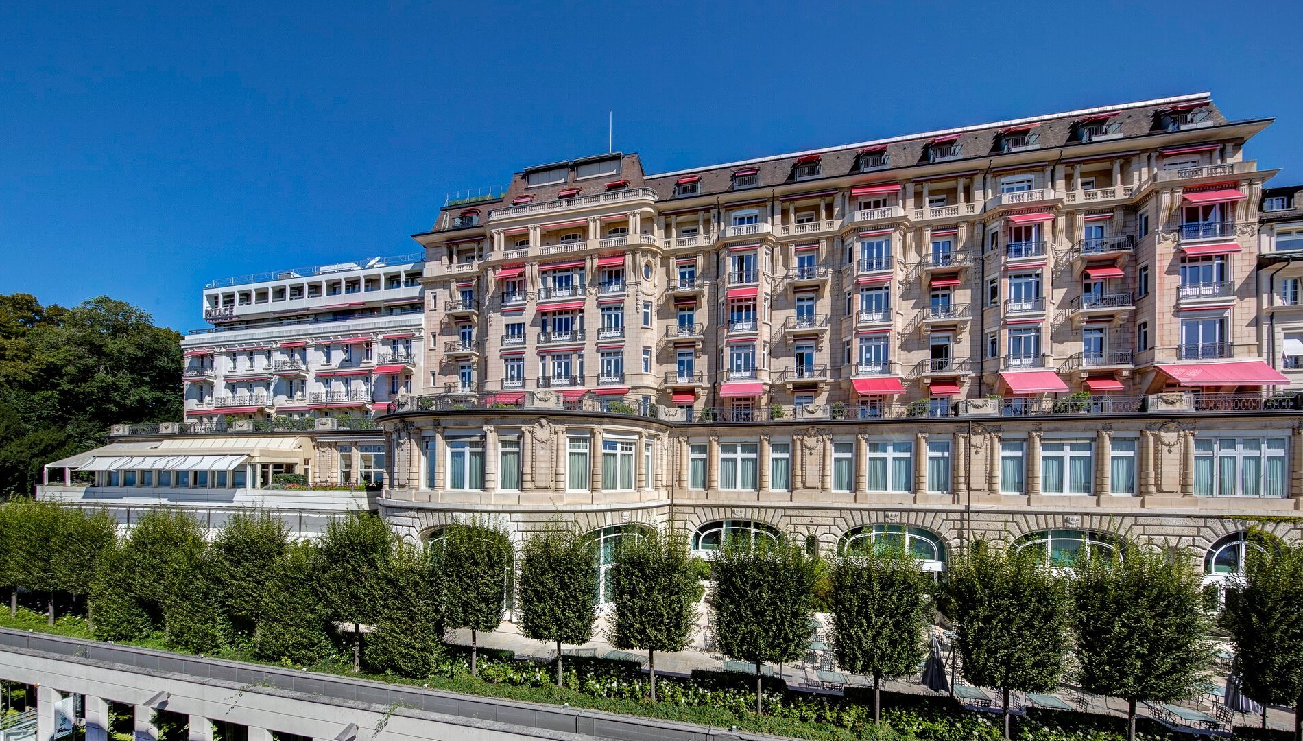 Lausanne Palace by null